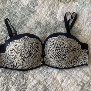 VS bombshell add 2 cups multi-way 34D
